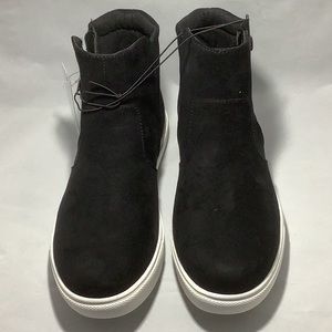 Izod Mila Memory Foam Ankle Boot